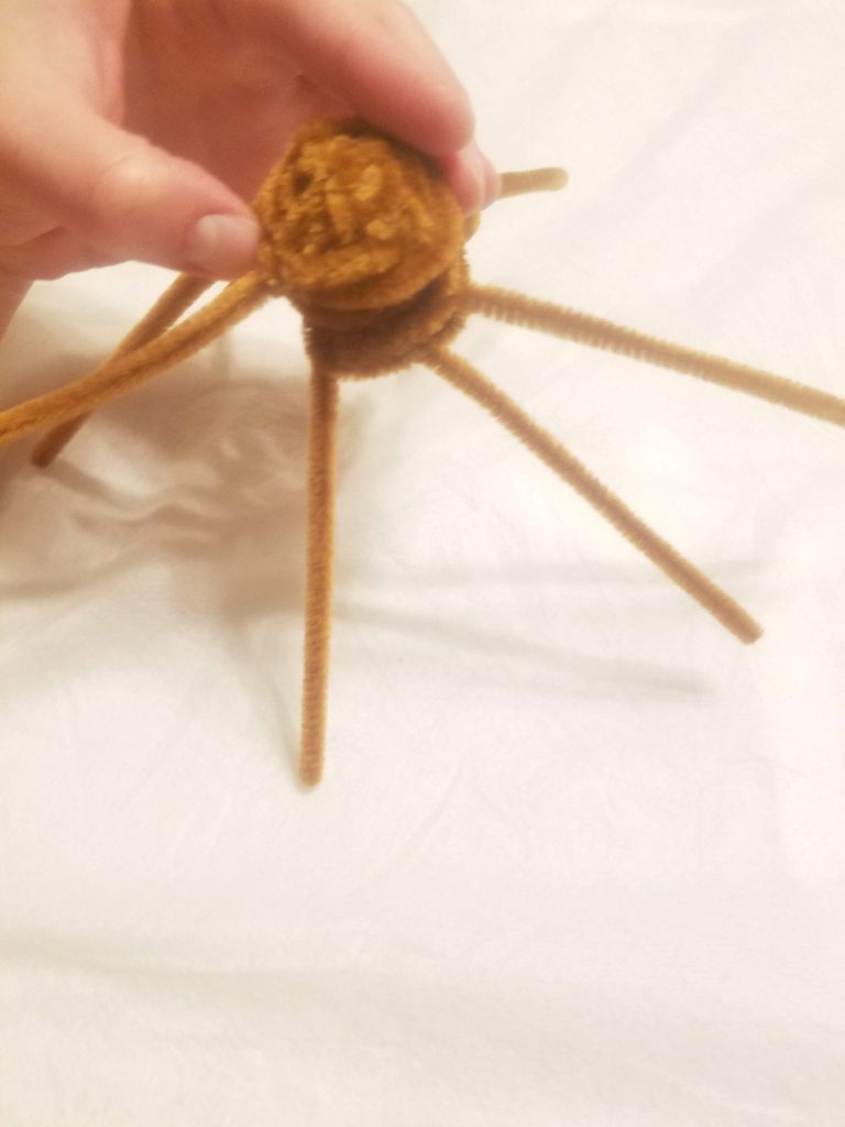 how to make spider with pipe cleaners