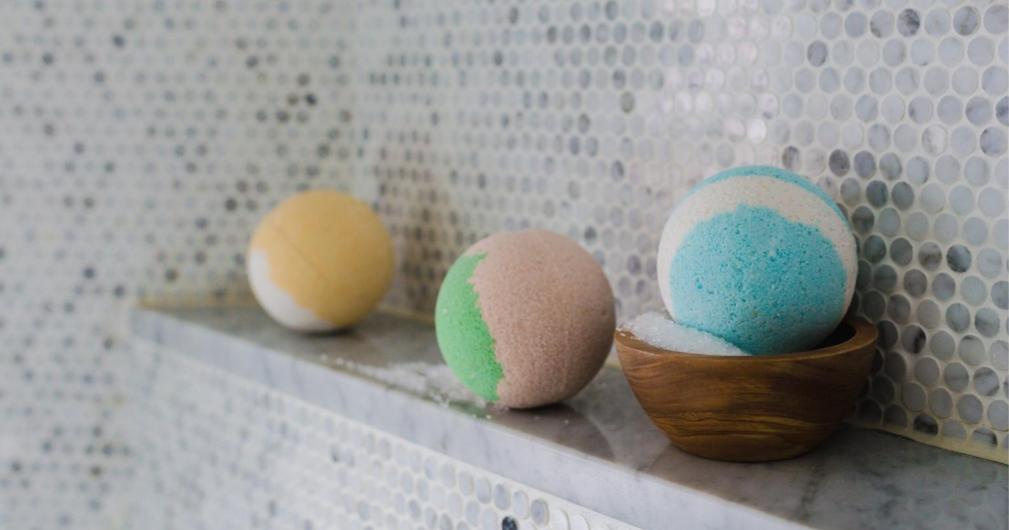 DIY Bath Bombs For Kids (and Moms) in Five Easy Steps