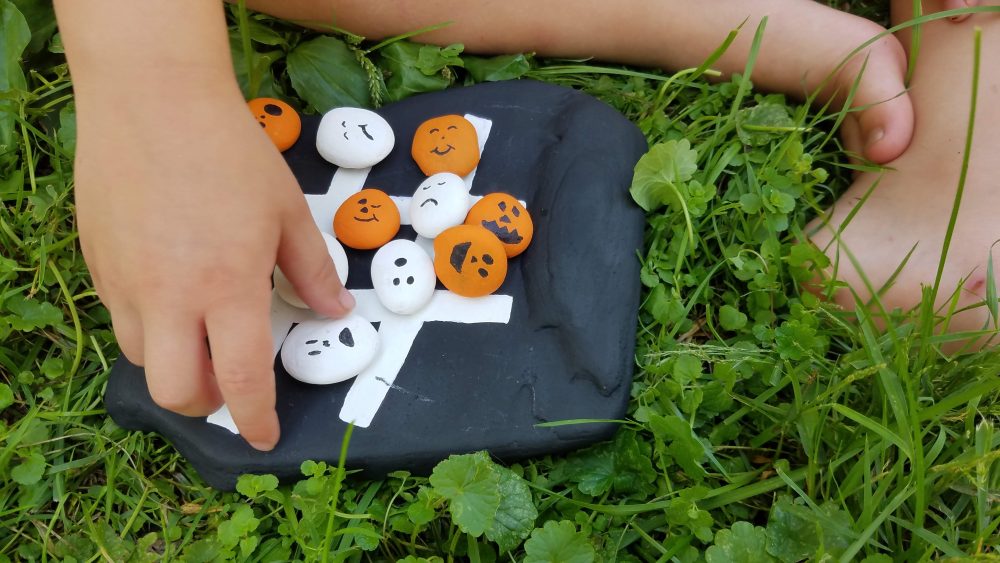 diy Halloween game