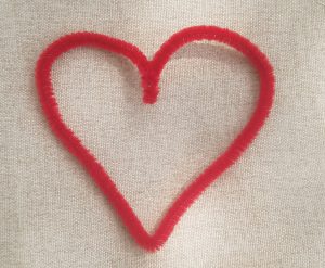 diy pictionary pipe cleaner heart